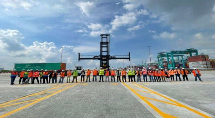Container Terminal Yard